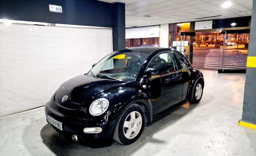 VOLKSWAGEN Beetle 2.0 16v